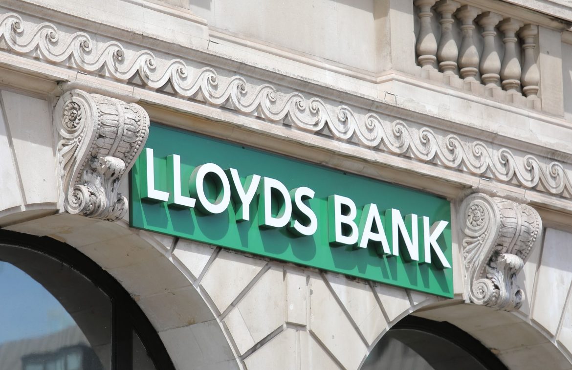 Lloyds Banking Group announced on Wednesday that its third-quarter profits exceeded expectations, reflecting growing financial confidence among its customers and reaffirming its performance guidance for 2024.
The UK’s largest mortgage lender reported a statutory pretax profit of £1.8 billion ($2.34 billion) for the period from July to September. 
While this figure is a slight decrease from £1.9 billion in the same quarter last year, it surpasses the average analyst forecast of £1.6 billion.
Lloyds, along with competitors like NatWest, has benefited from increased profitability in recent years due to rising interest rates, which enhanced lending returns. 
However, the bank now faces the challenge of sustaining its profit levels as interest rates begin to decline.
Despite concerns about Britain’s growth prospects and the state of public finances, Lloyds has opted to keep its performance guidance unchanged. 
The bank anticipates a return on tangible equity of around 13% for this year, along with a net interest margin exceeding 2.9%.
Group Chief Executive Charlie Nunn attributed the strong quarterly results to factors such as income growth, disciplined cost management, and high asset quality. 
The bank reported an increase in total lending balances, which rose by £4.6 billion to reach £457 billion during the quarter, primarily driven by growth in credit card and unsecured loan offerings. 
Additionally, Lloyds’ mortgage portfolio grew by £3.2 billion over the same period.
Looking ahead, Lloyds predicts house prices will rise by 3.1% this year, up from a prior forecast of 1.9% growth made earlier in the year. 
The bank also anticipates one more base rate cut from the Bank of England before the end of 2024.
Furthermore, Lloyds confirmed it has made no additional provisions related to the ongoing motor finance review by the Financial Conduct Authority.
Should you buy LLOY stock?
Lloyds shares have performed well recently, trading close to their 52-week and four-year highs.
Regarding valuation, the shares are currently priced at a forward-looking price-to-earnings (P/E) ratio of approximately 9.3. Analyst <a href="https://www.fool.co.uk/2024/10/21/3-things-for-investors-to-watch-this-week-lloyds-shares-tesla-stock-and-a-uk-ipo/">Edward Sheldon suggests</a> that they are fully valued at this earnings multiple, while others believe there may still be some potential for value.
Lloyds Banking Group has a TipRanks Smart Score of ‘4 Neutral’ and is categorized as a ‘hold’ by analysts, with 2 ‘buy’ and 7 ‘hold’ ratings.
According to LSEG Data & Analytics, analysts classify Lloyds Banking Group shares as a ‘hold,’ with 1 ‘strong buy,’ 6 ‘buy,’ 11 ‘hold,’ and 1 ‘sell’ rating.
The post <a href="https://invezz.com/news/2024/10/23/uks-largest-mortgage-lender-lloyds-reports-third-quarter-profits-buy-lloy-stock/">UK’s largest mortgage lender, Lloyds, reports third-quarter profits: Buy LLOY stock?</a> appeared first on <a href="https://invezz.com/">Invezz</a> UK’s largest mortgage lender, Lloyds, reports third-quarter profits: Buy LLOY stock?