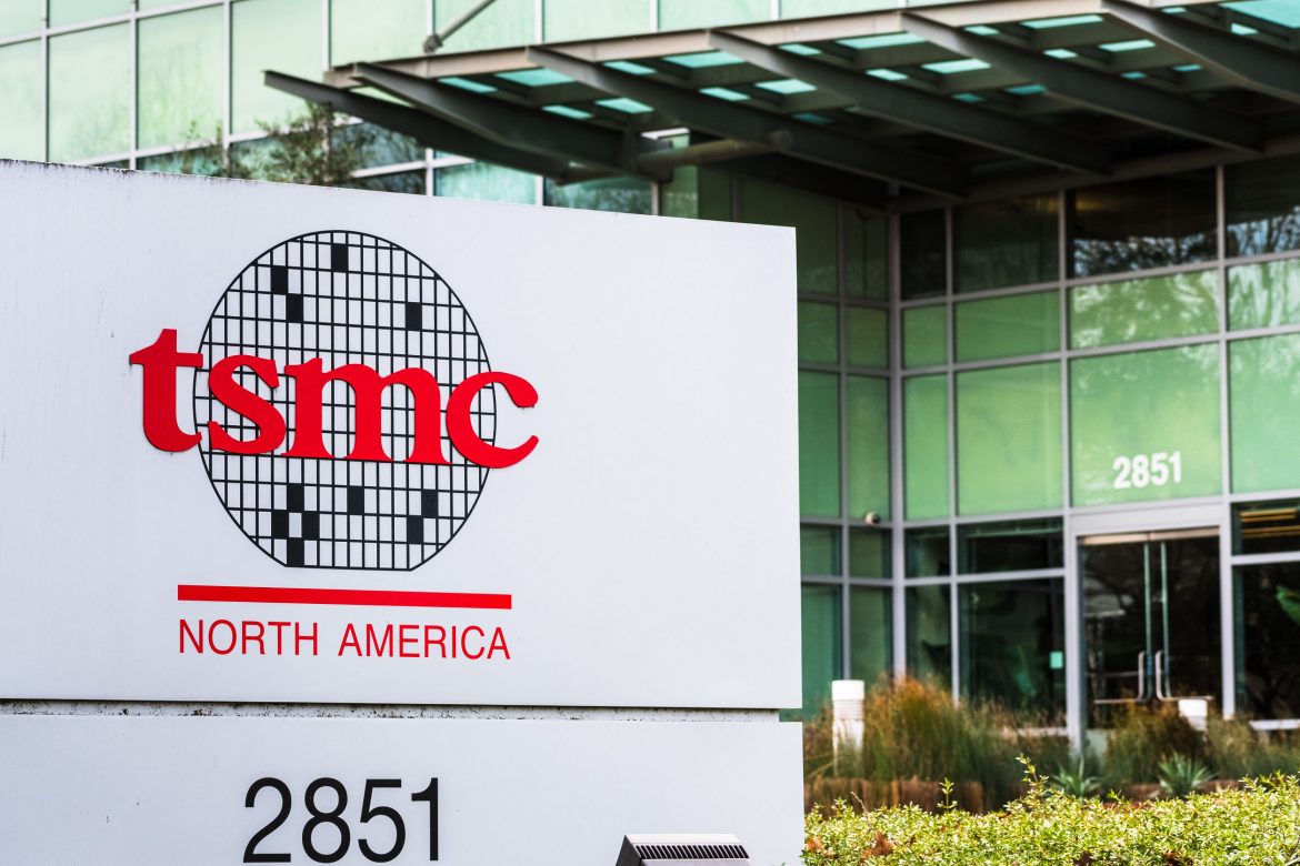 Taiwan Semiconductor Manufacturing Company (TSMC) has firmly denied being investigated by US authorities over its dealings with Huawei, following reports that its chips were found in the Chinese tech giant’s products. 
The world’s largest contract chipmaker has stressed its commitment to adhering to all relevant export control laws, dismissing claims of any ongoing US probe related to its compliance.
“TSMC is a law-abiding company, and we are committed to complying with all applicable rules and regulations, including export controls,” a company spokesperson said in a statement on Wednesday. 
This response followed <a href="https://www.theinformation.com/articles/u-s-probes-tsmcs-dealings-with-huawei">a report from <em>The Information</em></a> last week, which alleged that the US Commerce Department was investigating whether TSMC had supplied AI or smartphone chips to Huawei, potentially violating US export rules.
The chipmaker clarified that it had not supplied any chips to Huawei since mid-September 2020 after the Chinese firm was placed on a US trade blacklist in 2019 due to national security concerns. 
“We proactively communicate with the U.S. Commerce Department regarding the matter in the report. We are not aware of TSMC being the subject of any investigation at this time,” the spokesperson added.
The scrutiny surrounding TSMC’s dealings with Huawei intensified after <a href="https://www.reuters.com/technology/tsmc-told-us-chip-huawei-device-after-techinsights-finding-source-says-2024-10-22/"><em>Reuters</em> reported</a> that one of TSMC’s chips was allegedly found in a Huawei product, raising concerns about a potential breach of US export regulations. 
This discovery reportedly came to light after tech research firm TechInsights dismantled a Huawei device and identified a TSMC chip within its multi-chip system. 
However, TechInsights has not released a formal report, and TSMC declined to comment further on the matter.
The renewed attention on Huawei’s access to advanced semiconductor technology follows the company’s release of a smartphone featuring a 5G chip—technology that the US had aimed to restrict. 
Both the US Commerce Department and Huawei have not yet responded to requests for comment.
TSMC’s shares took a hit on the news, falling 1.4% on Wednesday.
The post <a href="https://invezz.com/news/2024/10/23/tsmc-denies-us-investigation-over-huawei-chip-dealings-amid-reports/">TSMC denies US investigation over Huawei chip dealings amid reports</a> appeared first on <a href="https://invezz.com/">Invezz</a> TSMC denies US investigation over Huawei chip dealings amid reports