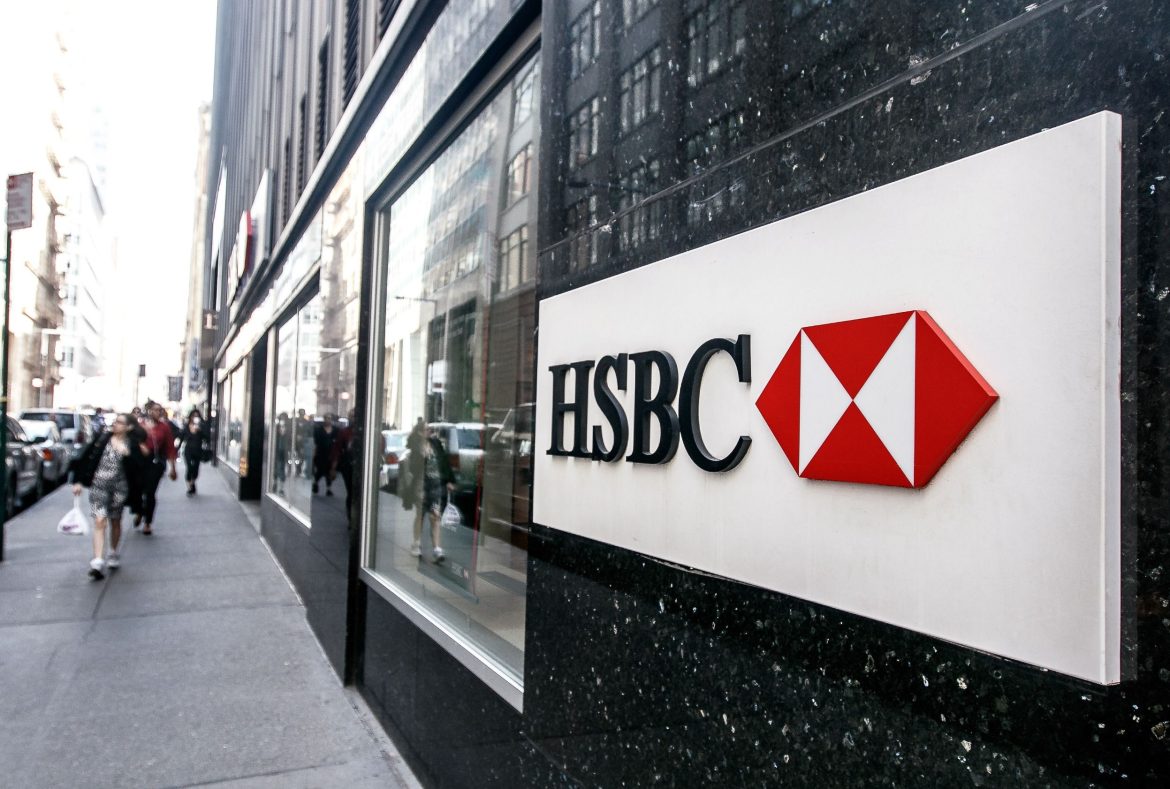 HSBC, Europe’s largest bank, announced a $3 billion share buyback following an impressive third-quarter earnings report that exceeded analyst forecasts. 
This announcement, alongside a solid revenue increase, emphasizes HSBC’s robust financial standing and strategic focus on enhancing shareholder value.
HSBC’s Q3 earnings
HSBC’s pre-tax profit hit $8.5 billion, surpassing the LSEG SmartEstimate of $8.05 billion and reflecting a 10% year-over-year increase from $7.71 billion. 
Revenue also rose by 5% to $17 billion, up from last year’s $16.2 billion and again beating estimates. 
The bank’s strong performance is largely credited to growth in its wealth and personal banking divisions, which have been key areas of focus as HSBC restructures its global operations.
This buyback marks the third $3 billion repurchase this year, bringing HSBC’s total share buybacks for 2024 to a notable $9 billion. 
Coupled with a $0.1 per share dividend announcement, HSBC’s commitment to rewarding shareholders is evident. 
For investors, the buyback and dividend underscore HSBC’s confidence in its financial health and future profitability.
HSBC’s plans to reshape organizational structure 
Alongside the financial results, HSBC revealed plans to reshape its organizational structure into four primary units: Hong Kong, UK, international wealth and premier banking, and corporate and institutional banking. 
This change, set to go into effect in January, aligns with HSBC’s strategy to streamline its operations and sharpen its focus on key regions and services. 
The restructuring also comes with HSBC’s commitment to reducing redundancy, enhancing decision-making processes, and creating a “more dynamic and agile organization,” according to Georges Elhedery, HSBC’s CEO.
This strategic overhaul is part of HSBC’s ongoing global realignment to capitalize on its strongest markets and service offerings, which will enable it to allocate resources more efficiently. 
The restructuring will also bring additional expertise to critical areas, evidenced by the recent appointment of its first female finance chief, signaling a commitment to both operational and leadership transformation.
What does the $3B buyback mean for investors?
Share buybacks are generally a positive sign for investors, as they can increase the value of remaining shares by reducing supply. 
HSBC’s decision to buy back $3 billion worth of shares reinforces its commitment to shareholders, signaling confidence in the bank’s profitability and growth trajectory. 
The buyback comes at a time when HSBC has been generating strong cash flows and demonstrating resilience in challenging economic conditions, making it a promising move to support share prices.
The buyback also serves as a strategic signal that HSBC sees value in its stock, potentially boosting investor confidence and making HSBC shares more attractive to new and existing investors. 
In combination with the $0.1 per share interim dividend, HSBC offers investors a balanced approach to wealth generation, blending capital appreciation through share repurchases with income generation through dividends.
HSBC’s strong Q3 performance, robust buyback plan, and strategic restructuring position it well for the future, even as global economic uncertainty looms. 
Its focus on high-growth areas like wealth and personal banking, along with its emphasis on operational efficiency, could help HSBC weather macroeconomic challenges while delivering value to shareholders. 
With its expansion and the new operational structure set to take effect next year, HSBC is signaling its commitment to adaptability, efficiency, and long-term shareholder returns, all of which make it a compelling choice for investors.
For those considering HSBC in their portfolios, the bank’s focus on core markets and its proactive stance in streamlining operations could make it a solid investment as it seeks to continue outperforming and capitalizing on growth opportunities.
The post <a href="https://invezz.com/news/2024/10/29/hsbcs-3b-share-buyback-what-it-means-for-investors-after-q3-earnings-beat/">HSBC’s $3B share buyback: What it means for investors after Q3 earnings beat</a> appeared first on <a href="https://invezz.com/">Invezz</a> HSBC’s $3B share buyback: What it means for investors after Q3 earnings beat