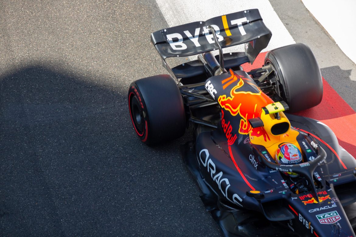 Oracle (ORCL) stock has silently done well in the past decades, transforming Larry Ellison into the <a href="https://invezz.com/news/2024/06/13/oracle-founder-larry-ellisons-wealth-surges-by-14-billion-driven-by-ai-boom/">fourth-richest</a> person globally with a $186 billion fortune. It has risen in the last two consecutive months and is sitting near its all-time high of $180. 
Oracle shares have soared by over 346% in the last decade, outperforming other traditional technology companies like Cisco and International Business Machines (IBM). They have soared by 64.5% this year. 
What is Oracle and what does it do?
Oracle is not a household name because it does not provide its solutions to individuals. Instead, it is one of the leading players in the business-to-business industry, where it offers its services to large and medium-sized companies. 
Oracle offers many solutions to global companies. For example, it has an Enterprise Resource Planning (ERP) solution that lets companies simplify their internal processes and decision-making. It is one of the biggest competitors to SAP, the market leader in the ERP industry.
Oracle also offers the Enterprise Performance Management (EPM), which provides services like financial performance analysis and closing solutions. Its other services help companies handle their supply chain and manufacturing management, manage their human resources, and do sales and marketing.
In the past few years, it has used its acquisitions to enter other industries. It acquired NetSuite, a cloud solution for SMBs that includes some of the top solutions like ERP, human resource, and customer relations. It also used its $26 billion Cerner acquisition to enter the huge healthcare industry sector. 
Therefore, while Oracle is known for its database solutions, it has expanded its business to become one of the biggest software companies in the industry. It has also silently become a leading players in the artificial intelligence (AI) industries.
Oracle’s business has grown substantially in the past few years, partly because of its acquisitions. Its annual revenue has jumped from $39 billion in 2019 to over $52.9 billion in the last financial year. 
However, its annual profits have not grown that much, remaining around $10 billion in that period. 
Read more: <a href="https://invezz.com/news/2024/10/23/oracles-bull-run-can-the-rally-continue/">Oracle’s bull run: can the rally continue?</a>
Oracle’s business is doing well
The most recent financial results showed that Oracle’s business did well. Its revenue rose by 7% to $13.3 billion, helped by its cloud solutions. Cloud revenue rose by 21% to $5.6 billion, while the infrastructure, cloud applications, ERP, and NetSuite jumped nu double digits. 
The company is also working to grow its market share in the data center industry. Larry Ellison, who serves as the Chief Technology Officer, noted that it had 162 cloud data centers in operation and others under construction. Its biggest is an 800-megawatt center that will have acres of NVIDIA GPU clusters for training AI models. 
Analysts believe that Oracle’s business will continue doing well, albeit at a slower pace in the coming years. 
The average estimate is that its revenue for the current quarter will be $14 billion. Annually, its revenue is expected to grow by about 20% to $58 billion. A 20% annual growth rate for a company that has been in business since 1977 is impressive.
For example, Salesforce, a SAAS company started in 1999 is expected to grow by 8.60% this year. Similarly, Microsoft’s annual growth rate is expected to be 13.8%, while Amazon will grow by 10.5%.
However, there are concerns about Oracle’s valuation, which has become stretched in the past few years. Oracle has a trailing P/E ratio of 44.7, higher than the five-year average of 26. It also has a forward P/E ratio of 37, higher than the five-year average of 26. Oracle also has a price-to-book ratio of 44, higher than the industry median of 3.3.
Therefore, analysts have a mild estimate about Oracle, with the average stock target being $181, a few points above the current $173.
Read more: <a href="https://invezz.com/news/2024/04/04/oracle-teams-up-with-palantir-on-ai-solutions/">Oracle teams up with Palantir on AI solutions</a>
Oracle stock price analysis
ORCL chart by <a href="https://www.tradingview.com/symbols/NYSE-ORCL/">TradingView</a>
The weekly chart shows that the ORCL share price has been in a strong bull run in the past few years. Most recently, it has slipped in the past two weeks. 
Oracle remains about 30% above its 50-day moving average and 47% higher than the 100-day MA.
The Relative Strength Index (RSI) and the Percentage Price Oscillator (PPO) have all pointed upwards. 
Therefore, Oracle shares will likely continue soaring in the long term. However, in the short term, there is a likelihood that it will have a brief retreat, potentially to $150, and then resume the bullish trend. This retreat may happen ahead of its earnings, which are set to happen on December 9.
The post <a href="https://invezz.com/news/2024/10/27/oracle-stock-price-forecast-brace-for-a-brief-retreat/">Oracle stock price forecast: brace for a brief retreat</a> appeared first on <a href="https://invezz.com/">Invezz</a> Oracle stock price forecast: brace for a brief retreat