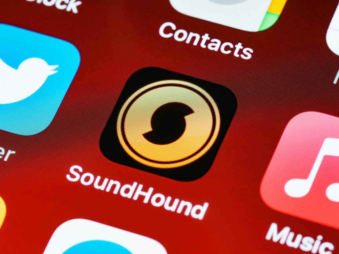 SoundHound AI Inc (NASDAQ: SOUN) chief executive Keyvan Mohajer wants his company to be in “all the enterprise brands”.
The artificial intelligence enabled speech recognition company, he’s convinced, is poised to grow at a fast clip as it continues to diversify out of automotive and into retail, healthcare, finance, insurance, and even governments.
In fact, SOUN has already become the “AI leader in restaurants”, as per the CEO.
SoundHound stock is up another 18% today as investors continue to cheer its Amela AI Agents that have handled more than 100,000 customer calls for Apivia Courtage in 2024.  
The French wholesale broker has been able to <a href="https://www.martechcube.com/soundhound-conversational-ai-powers-20-productivity-rise-at-apivia/">improve productivity by a whopping 20%</a> with the use of SOUN’s conversational AI agents this year.
SoundHound beats big-tech APIs
CEO Keyvan Mohajer sees AI gents for customer service as the “biggest near-term opportunity for generative artificial intelligence.”
He’s bullish on what the future holds for his company as it’s among the handful of names that have in-house speech recognition technology. 
SOUN’s tech even beats big-tech APIs in terms of accuracy and speed, the chief executive revealed in a <a href="https://www.youtube.com/watch?v=5W4GNUDB2a0">recent interview with Yahoo Finance</a>.
Wall Street analysts share his optimism as evidenced in their consensus “overweight” rating on SoundHound stock.
Mohajer expects artificial intelligence to be a net positive – it will create more jobs as humans will remain in the driving seat, he argued.
“We used to work in farms and then the machines came and now we drive those machines. AI is the machine now. So, people are going to pilot the AI to do good things.”
SOUN to improve margins moving forward
SoundHound topped Street estimates in its latest reported quarter despite slight deterioration on the margin front.
Speaking with Yahoo Finance, the company’s chief executive attributed margin weakness to recent acquisitions, saying “they have their own clouds, we have our own. They use third-party APIs for AI models, we have our own AI model. So, there’s some duplicate costs.”
Such costs, he’s convinced, will eliminate and margins will improve over time.
SOUN narrowed its per-share loss to 4 cents as revenue soared 89% on a year-over-year basis to $25.1 million in Q3. 
The AI enabled voice recognition company <a href="https://invezz.com/news/2024/10/29/soundhound-stock-is-getting-closer-to-removing-a-huge-overhang/">expects to achieve profitability in 2025.</a>
SoundHound trimmed its reliance on a single segment and a single customer in the recently concluded quarter as well. 
It drove only 25% of its business from automotive versus 90% last year. 
The company’s largest customer contributed only 12% in Q3 versus 72% in the same quarter of 2023.
Wedbush Securities analysts currently see upside in SoundHound stock to $10 that translates to about a 10% upside on top of a 100% rally over the past two months.
The post <a href="https://invezz.com/news/2024/11/29/will-soundhounds-soun-conquer-the-enterprise-market/">SoundHound CEO wants SOUN to be in ‘all the enterprise brands’</a> appeared first on <a href="https://invezz.com/">Invezz</a> SoundHound CEO wants SOUN to be in ‘all the enterprise brands’