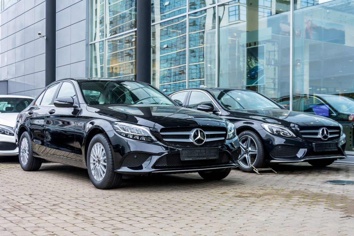 Mercedes-Benz experienced a decline in core car sales throughout 2024, reflecting a challenging year for the auto industry, marked by weakening demand in a fragile global economy, particularly in key market China, the German luxury automaker reported on Friday. 
This downturn in sales, coupled with disappointing electric vehicle numbers, is putting pressure on the carmaker as it navigates a difficult economic landscape.
Sales decline across key markets
The company sold 1,983,400 cars during the year, a 3% decrease compared to 2023, with sales significantly impacted by a 7% drop in China and a 3% decline in Europe. 
These figures highlight the broad nature of the challenges facing Mercedes, as sales fell in two of its key regions.
The automaker’s battery-electric vehicle (BEV) sales fell by 23% to 185,100 vehicles, adding more pressure to the company’s performance. 
This significant drop in EV sales comes as new, stricter EU CO2 emission reduction targets take effect this year, which could potentially mean costly pooling deals or substantial fines for Mercedes if the BEV sales numbers do not improve.
Profit targets lowered as market outlook dims
Mercedes-Benz cut its full-year profit margin target twice in 2024 and has said it will further intensify cost-cutting measures. The automaker joins a growing number of European rivals citing a weakening Chinese car market as the primary reason for reduced profits and margins. 
Reuters reported on Tuesday that Mercedes also plans to lower its mid-term profitability targets, as market conditions are not expected to improve significantly in the near future, according to a source familiar with the matter.
Full-year financial results awaited
The carmaker is scheduled to report its full-year 2024 financial results on February 20, at which time the extent of the year’s challenges will be clarified.
These results will be closely watched by investors, analysts, and industry watchers as they provide a comprehensive overview of the carmaker’s financial performance in 2024 and the potential impact of recent market developments on its future strategy.
The post <a href="https://invezz.com/news/2025/01/10/mercedes-benz-car-sales-decline-in-2024-amidst-challenging-market-conditions/">Mercedes-Benz car sales decline in 2024 amidst challenging market conditions</a> appeared first on <a href="https://invezz.com/">Invezz</a> Mercedes-Benz car sales decline in 2024 amidst challenging market conditions