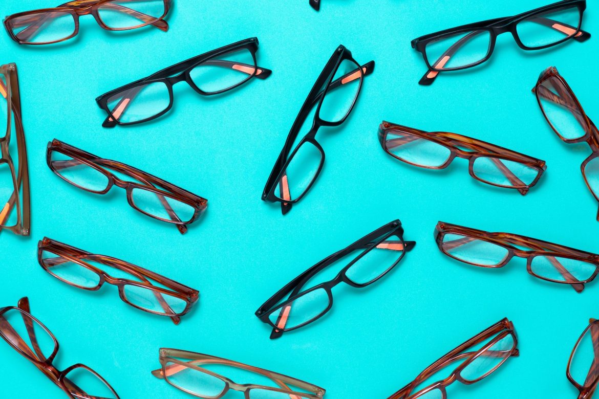 Warby Parker stock price has done well in the past few months, as we predicted in <a href="https://invezz.com/news/2024/10/12/warby-parker-is-it-a-better-stock-than-essilorluxottica/">this piece</a> in October. WRBY stock jumped to a high of $27 this month, up by 175% from its lowest level in 2024, pushing its value to over $3 billion. So, is the growing website traffic a good catalyst for WRBY?
Warby Parker’s website traffic is rising
Warby Parker is a leading company in the eyewear industry. It has simplified how people buy glasses. It was one of the first companies to take an online-first approach to an industry that many experts believed would not happen. 
The company succeeded by offering quality glasses at an affordable rate. Most of its products are priced at $95, whereas similar glasses from other companies cost hundreds or even thousands of dollars. 
Warby Parker also introduced free shipping and returns for its glasses, allowing people to test their glasses first. 
Therefore, one way to estimate whether Warby Parker’s business is doing well is to look at its website traffic, which has grown recently. According to <a href="https://pro.similarweb.com/#/digitalsuite/websiteanalysis/overview/website-performance/*/999/1m?webSource=Total&key=warbyparker.com">SimilarWeb</a><strong>, </strong>traffic to its website rose by 16% in December to 4.36 million. 
Warby Parker has tweaked its business a bit in the past few years. The biggest change was to introduce retail stores, a move aimed at attracting customers afraid of buying glasses online. It now has hundreds of stores in the US and is hoping to add more of them in the next few months. 
These initiatives have increased the company’s revenue, which rose from $370 million in 2019 to $670 million in the last financial year. 
Most importantly, it now has a path to profitability as its net loss has narrowed from $144 million in 2021 to $32.6 million in the trailing twelve months. The management hopes that this will be the first profitable year
WRBY growth is continuing
The most recent results showed that Warby Parker was still seeing strong revenue growth in an industry where consumers are struggling. Its third-quarter revenue rose by 13.3% to $192 million as active customer growth rose by 5.6%.
Warby Parker’s growth is mainly due to the low cost of its glasses. However, its results show that many customers still pay for the more expensive glasses, which sell for $195. The average revenue per customer rose to $305 in the last quarter. 
More customers are buying on Warby Parker more than ever. Its TTM active customers rose to 2.43 million from 2.3 million a year earlier. 
Warby Parker’s annual revenue for 2024 will be between $765 million and $768 million, while its adjusted EBITDA will be $73 million. Analysts expect that its 2025 revenue will grow to $868 million, while its earnings per share (EPS) will move from 23 cents to 32 cents. 
Therefore, there is a possibility that the company will continue doing well in the next few years as it gains market share among young people. 
Warby Parker stock price analysis
WRBY chart by <a href="https://www.tradingview.com/symbols/NYSE-WRBY/">TradingView</a>
The daily chart shows that the WRBY share price bottomed at $9.56 in March 2023 and then rebounded to $27 this year. It has recently formed a double-top chart pattern, a popular bearish reversal sign.
On the positive side, it has remained above the 50-day and 100-day moving averages, a positive sign. Therefore, the outlook for the stock is bullish, with the next point to watch being the psychological point at $30 followed by $35. This view will be confirmed if the stock rises above the year-to-date high of $27.
The post <a href="https://invezz.com/news/2025/01/19/warby-parker-stock-price-analysis-as-its-website-traffic-jumps/">Warby Parker stock price analysis as its website traffic jumps</a> appeared first on <a href="https://invezz.com/">Invezz</a> Warby Parker stock price analysis as its website traffic jumps