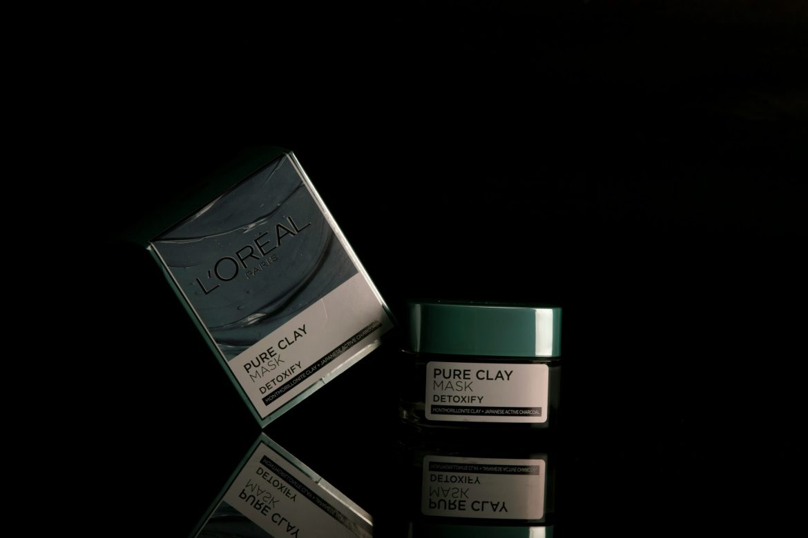 L’Oreal SA (EPA: OR) seems to have had enough disappointments out of China.
For future growth, the beauty giant now plans on turning to the United States which it called a “land of opportunity” on its earnings call last night.
The company’s plans to change focus arrive after several quarters of weakness in China. 
In Q4, <a href="https://www.loreal-finance.com/eng/news-release/2024-annual-results">L’Oreal saw a 3.6% decline</a> in its comparable sales in North Asia – much worse than the 2.4% that experts had forecast.
On the other hand, its US sales were up 1.4% in the fourth quarter on a like-for-like basis.
China now makes up significantly less of L’Oreal’s sales
L’Oreal chief executive Nicolas Hieronimus dubbed China the “big unknown” on the earnings call, adding the company’s market growth in the largest Asian economy declined about 4% last year.
Beijing now makes up only 17% of its total sales – remarkably below historical levels.
The world’s largest beauty group has decided in favor of trimming its reliance on China as it does not expect a near-term rebound in travel retail. 
L’Oreal expects China to remain flattish in 2025.  
Note that shares of the Maybelline, Lancome, and Kiehl’s owners are down more than 4% at the time of writing after China’s weakness made it come below sales estimates in its fiscal fourth quarter.
Why L’Oreal is super bullish on the United States
L’Oreal particularly sees a massive opportunity in the Latino and multiracial population of the United States. 
That segment, its chief executive noted, could create a “variety of new beauty needs.”
Nicolas Hieronimus is bullish on the US also because it has affluent consumers that would especially help “drive the growth of our luxury division.”
L’Oreal’s chief executive, however, refrained from specifically commenting on what raised tariffs and any change to the immigration policy under the Trump administration could mean for the beauty group.
He did, however, agree that there were several “unknowns” in the macro environment currently.
What helped drive sales for L’Oreal in Q4?
Investors should know that L’Oreal took a bullish tone on the emerging markets as well as the company’s “stronghold in Europe”.
The only market that’s been consistently disappointing for the company is China, which has been <a href="https://invezz.com/news/2025/02/03/how-a-china-bet-and-generational-shifts-cost-estee-lauder-100-billion/">challenging for peers like Estee Lauder</a> in recent years as well.
In its Q4, the French giant saw €11.08 billion ($11.49 billion) in overall sales – roughly in line with €11.1 billion that experts had forecast. 
A 5.1% increase in its full-year sales to €43.48 billion, however, topped consensus estimates.
The company attributed strength in its quarterly sales primarily to increased demand for dermatological beauty and professional products. 
L’Oreal also pointed to normalizing trends after a period of macro challenges in its earnings release last night.
L’Oreal stock has slipped more than 25% in the trailing 12 months.
The post <a href="https://invezz.com/news/2025/02/07/loreal-shifts-focus-from-china-to-a-land-of-opportunity-heres-why/">L’Oréal shifts focus from China to a ‘land of opportunity’: here’s why</a> appeared first on <a href="https://invezz.com/">Invezz</a> L’Oréal shifts focus from China to a ‘land of opportunity’: here’s why