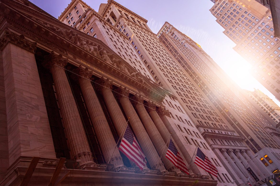 JEPI ETF put to the ultimate test: is it beating VOO and SPY?