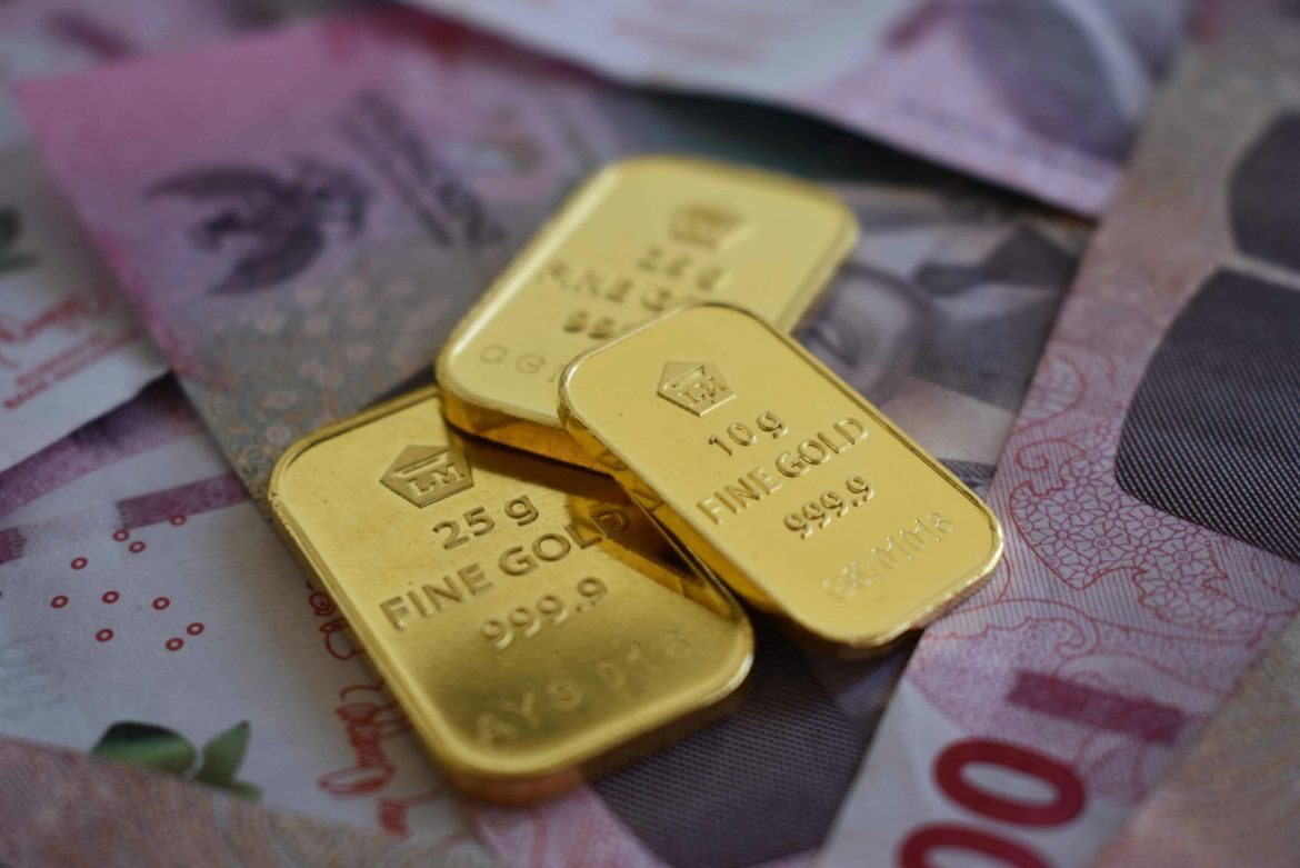 Gold prices can remain overbought or oversold for extended periods of time as investors continue to increase their exposure to the yellow metal, according to experts. Gold prices on COMEX had hit a record high of $3,263 per ounce on Friday, and traded near that level on Monday as well. At the time of writing, the June COMEX contract was up 0.6% at $3,245.7 per ounce. David Morrison, senior market analyst at Trade Nation said:<blockquote>As things stand, investors continue to increase their exposure to gold on hopes that it will hold its value, acting as a safe haven amid the tariff-induced market uncertainty.</blockquote>According to Morrison, the daily moving average convergence and divergence indicated that the yellow metal was back at overbought levels. This warrants cautiousness, he said. Gold at the mercy of Trump tariffsFederal Register filings on Monday revealed that the US is initiating investigations into pharmaceutical and semiconductor imports. The goal is to potentially impose tariffs on these sectors, citing that heavy dependence on foreign production of medicine and chips poses a national security risk.Market participants are on edge as US President Donald Trump announced plans to reveal the tariff rate on imported semiconductors within the coming week.Additionally, Trump stated on Monday that he was open to adjusting the 25% tariffs on imported auto and auto parts from Mexico, Canada, and other countries. He acknowledged that car companies “need a little bit of time” as they transition to manufacturing in the US.“However, markets continue to remain wary amid uncertainty over Trump’s trade policies, and his constant backpedalling on tariffs raises worries over the global economic outlook, keeping the sentiment around the traditional Gold price underpinned,” Dhwani Mehta, analyst at FXstreet, said in a report. Interest ratesThe uncertainty surrounding tariffs and other policies has caused the economy to enter a “big pause,” according to Atlanta Federal Reserve Bank President Raphael Bostic. He suggested that the US central bank should maintain its current position until there is more clarity.“Meanwhile, markets ignored comments from Atlanta Fed Bank President Raphael Bostic, who suggested that the US central bank should stay on hold until there is more clarity,” Mehta said. Markets held an 80% probability that the Fed will maintain rates at its May 7 policy meeting. Additionally, they factored in approximately 85 basis points worth of rate cuts by December in 2025.Source: <a href="https://www.cmegroup.com/markets/interest-rates/cme-fedwatch-tool.html">CME Group</a>Trump administration’s tariff policies could force the Fed to cut rates to avoid a recession, even with high inflation, said Fed Governor Christopher Waller on Monday.US treasuries and goldGold, a non-yielding asset, traditionally acts as a hedge against global uncertainty and inflation. It also tends to flourish in a low-interest-rate environment.This has been exacerbated by some eccentric moves across the US Treasury market, according to Morrison. US Treasuries, backed by the balance sheet of the world’s largest economy and the might of the world’s reserve currency, have always been considered the ultimate safe haven. Investors are not only paid interest, but they also have the assurance of the US economy’s backing. “But Treasuries have proved to be extremely volatile of late, and have lost some of their appeal,” Morrison said.Mehta added:<blockquote>Looking ahead, the further upside in Gold price will likely remain at the mercy of Trump’s tariff headlines and the upcoming Fedspeak as the US calendar remains devoid of top-tier economic data publication. </blockquote>The post <a href="https://invezz.com/news/2025/04/15/gold-may-stay-in-overbought-zone-amid-persistent-global-uncertainty/">Gold may stay in overbought zone amid persistent global uncertainty</a> appeared first on <a href="https://invezz.com/">Invezz</a> Gold may stay in overbought zone amid persistent global uncertainty